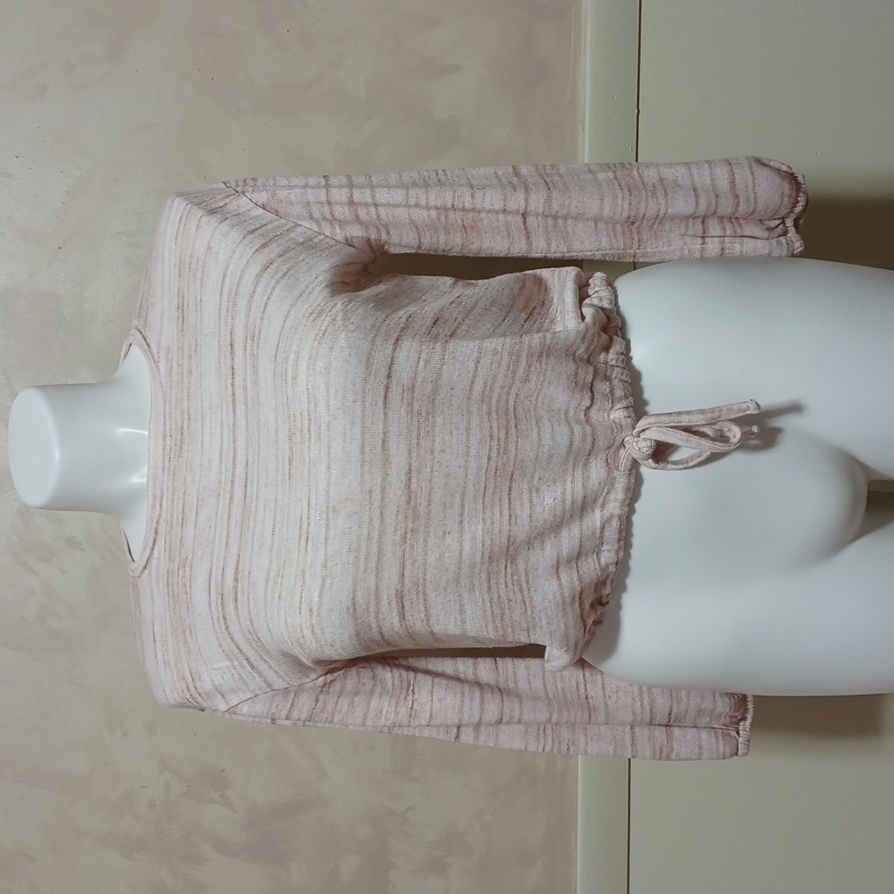 Mudd longed sleeved top size small draw string waist band